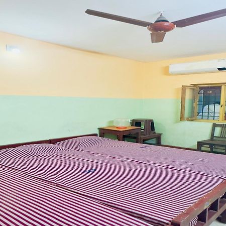 Sri Guru Nivas Villa Vellore Bagian luar foto